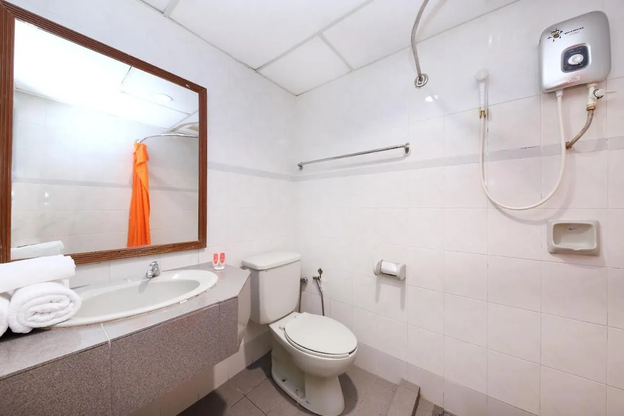 Famous Inn Hotel Malacca